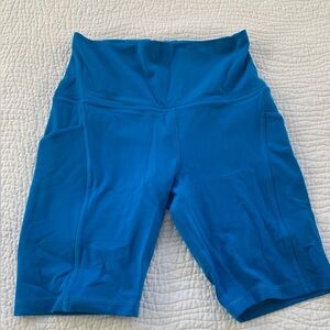 Lululemon Align Shorts with Pockets - Never worn - Blue Size 6 - 6” seam